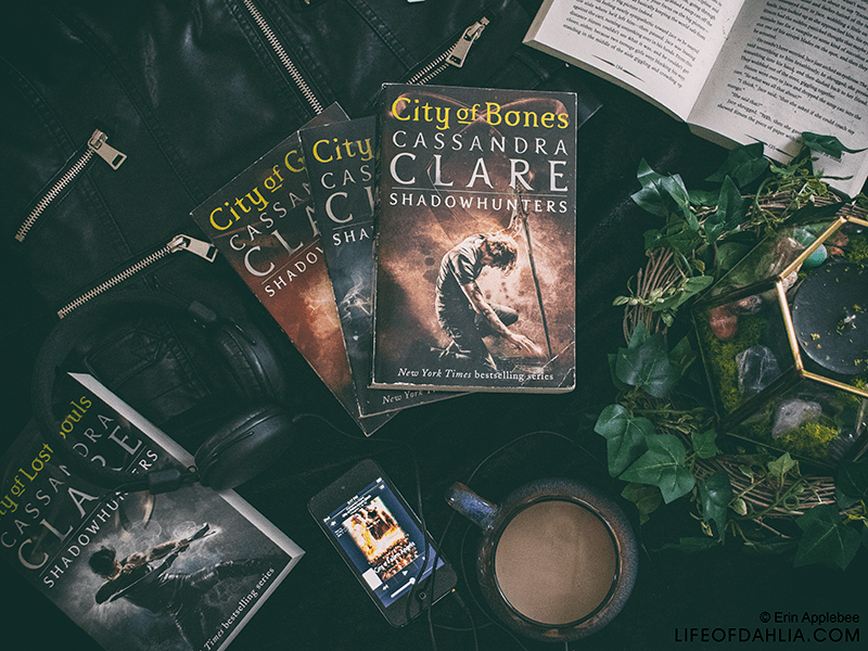 My Favourite Book Series + Audio Books | Life of Dahlia