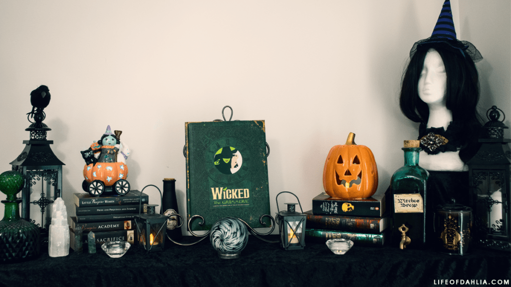 Decorating My House For Halloween| 2020 | Video&nbsp;Content